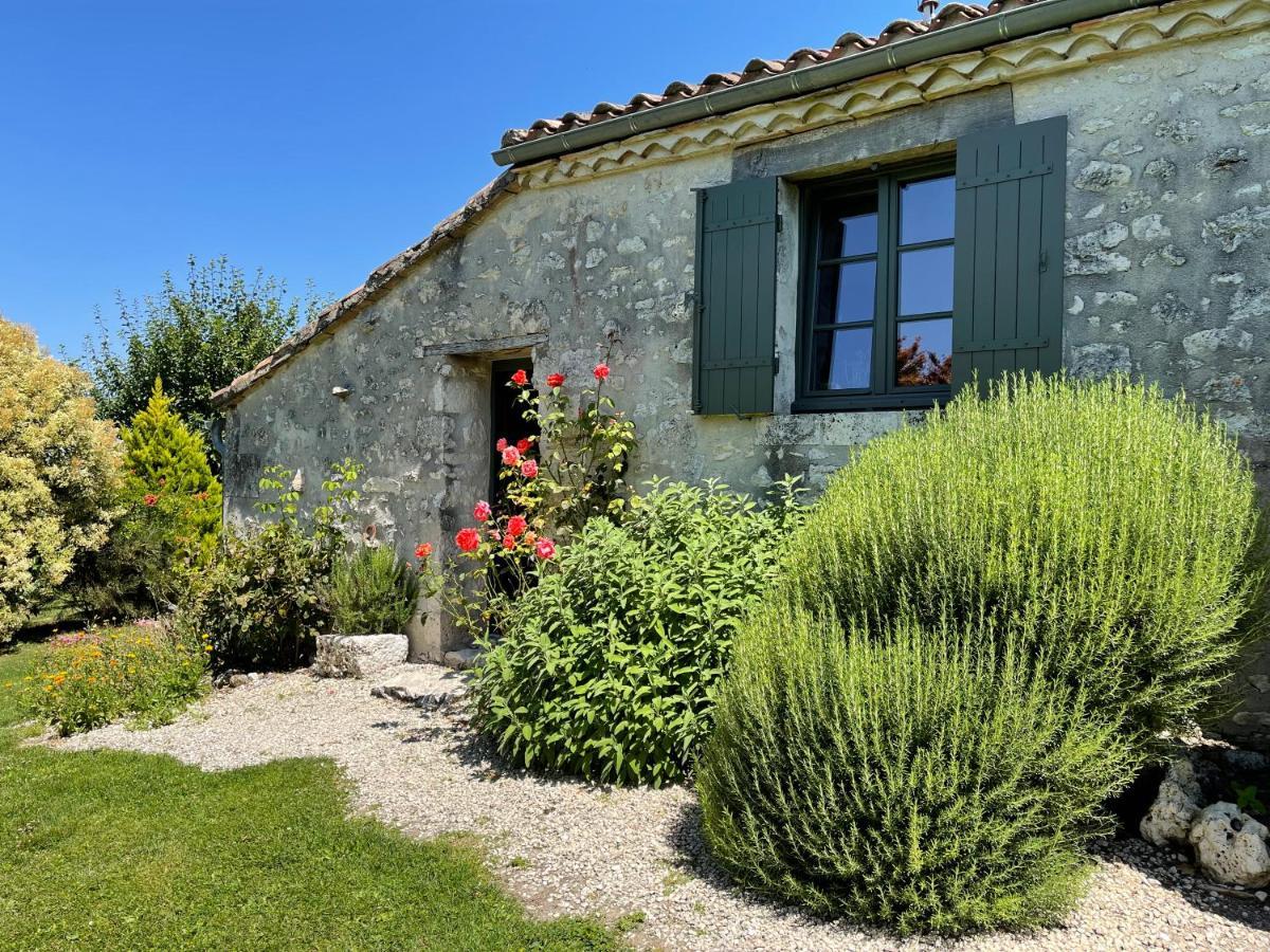 La Ferme Buissonniere Acomodação com café da manhã Bardou Exterior foto